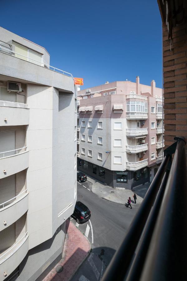 Hola Mar Apartment Торевиеха Екстериор снимка